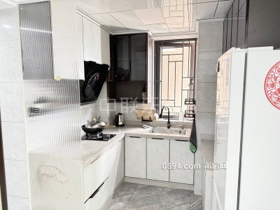 市中心繁華地段|皇庭水岸二期高層精裝修2房|高端小區(qū)配套-莆田二手房