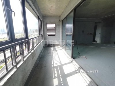 毛胚頭排看湖 大唐玉湖印象 雙主臥改5房 梅峰中山家門口-莆田二手房