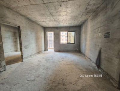 九華廣場邊上  錦繡豪庭  毛坯三房高層三面采光 每平僅7550-莆田二手房