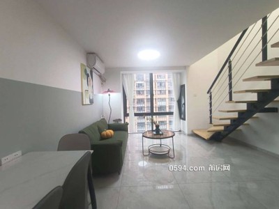 沃爾瑪樓上精裝復(fù)式2房配套齊全拎包入住-莆田租房