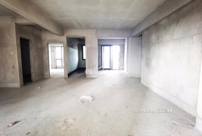 急賣(mài)希缺好房！皇庭水岸 高層毛坯大三房前后陽(yáng)臺(tái) 看房方便-莆田二手房