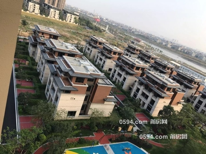 萬科城六期雅園(別墅)