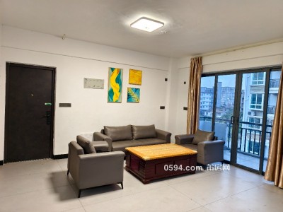 房东直租，无中介费，整租三室两厅两卫，精装修，万达附-莆田租房