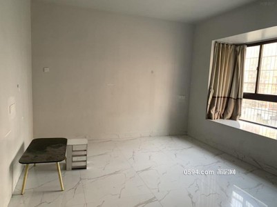 幸福家園--萬(wàn)達(dá)學(xué)校門(mén)口高層--4房2廳精裝--雙證齊僅9200元-莆田二手房