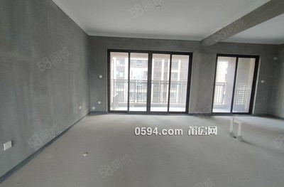 正榮財富中心 產(chǎn)權清晰 雙衛(wèi) 南北通透 醫(yī)療配套成熟 次新房-莆田二手房