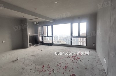 萬達(dá)南次新高層毛坯四房   急售 看房隨時(shí) 滿意可出價(jià)商量-莆田二手房