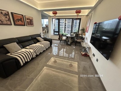 剛需 婚房 建發(fā)龍湖書(shū)香府 全新精裝3房?jī)r(jià)可談證齊有鑰匙-莆田二手房