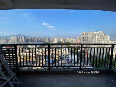 9100 高層毛坯3房 體育場 市教師進修附屬小學(xué) 武夷云庭-莆田二手房