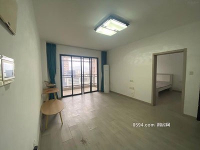 宏基現(xiàn)代城--霞林學(xué)區(qū)電梯中高層送車位--3房2廳中裝僅11980元-莆田二手房