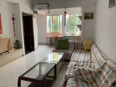 急出租 學(xué)園路 筱塘學(xué)校市場(chǎng)對(duì)面 名店女人街三面采光-莆田租房