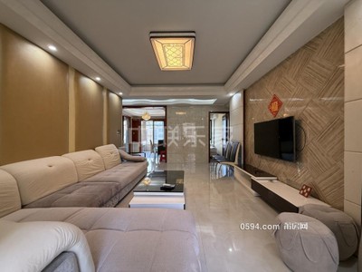 萬(wàn)達(dá)中央華城 精裝3房 中層南北東朝向 光線(xiàn)好拎包入住-莆田二手房