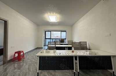 北磨逸夫鳳達鳳凰城和成天下旁電梯高層南北東三面光證滿-莆田二手房