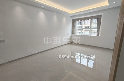 麟峰中山本校  正榮時(shí)代華府 4室2廳2衛(wèi)-莆田二手房