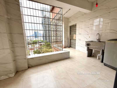 便宜價甩了【萬達(dá)商圈】 138平 陽光充足 溫馨大三房-莆田二手房