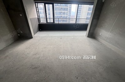 汽車站附近 每平方小14 南北通透 自主裝修 有鑰匙 證滿二-莆田二手房