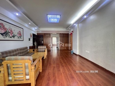 市進(jìn)修 信輝陽(yáng)光新城 小洋樓一平才8000左右電梯中層 精裝3房-莆田二手房