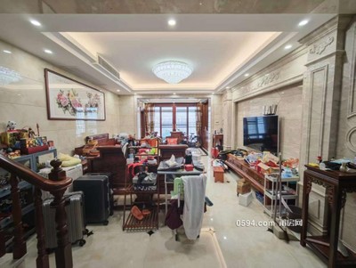 希缺！實(shí)用200多平~帶獨(dú)立大露臺(tái) 陶源頂復(fù)豪裝樓中樓急賣快-莆田二手房