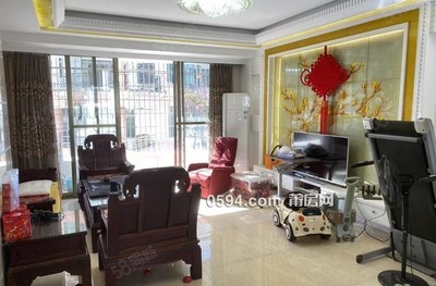 正榮時(shí)代廣場(chǎng)，有證兩證齊全，不動(dòng)產(chǎn)權(quán)證，三房?jī)蓮d兩衛(wèi)-莆田二手房