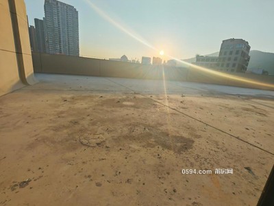  【500平露臺環(huán)抱】喜歡露臺可別錯過了 136平四房【悅瀾山-莆田二手房