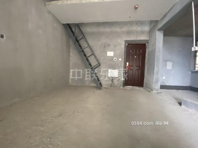 全景木蘭溪壺公山 正榮府 毛坯復(fù)試三房 贈30平 南北通透-莆田二手房