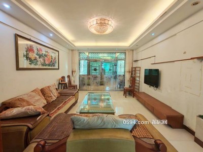 新附屬醫(yī)院旁荔園小區(qū)精裝三房兩衛(wèi)-莆田租房