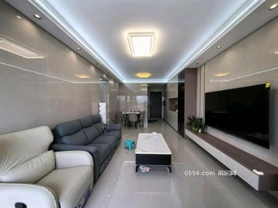 建發(fā)央著中山梅峰學(xué)校 全屋高端定制拎包入住 高層視野好-莆田二手房