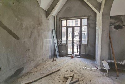 移炸炸 萬達(dá)附近木蘭楓丹別墅 雙衛(wèi)格局 雙陽臺-莆田二手房