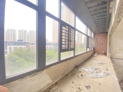 玉湖片區(qū)難得疊墅，贈(zèng)送面積已經(jīng)做好了，使用面積350平大-莆田二手房