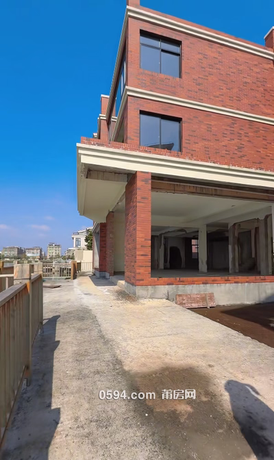 白塘湖畔，独栋大别野，使用面积超900㎡，只要1600W...-莆田二手房