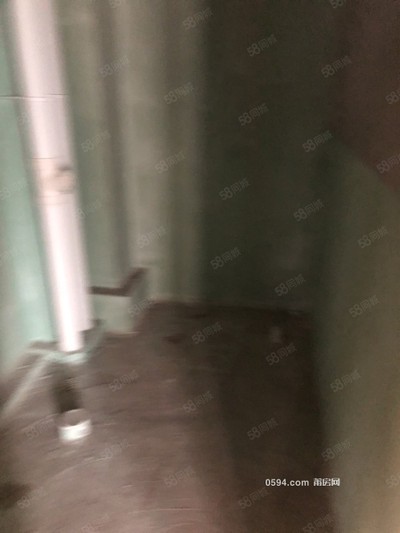 本套位于萬科玉湖公園邊徒門小區(qū)張鎮(zhèn)水鄉(xiāng)-莆田二手房