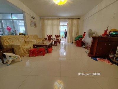 鳳達(dá)山莊 3房2廳南北通透 小區(qū)停車方便 逸夫 文獻(xiàn) 118萬-莆田二手房