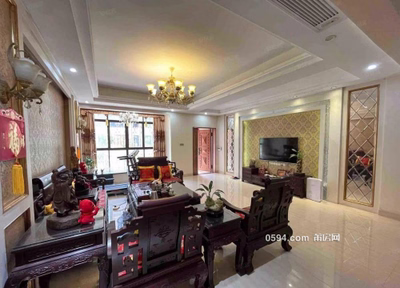 豪裝別墅 歐氏領(lǐng)秀 6房+大露臺(tái) 520萬-莆田二手房