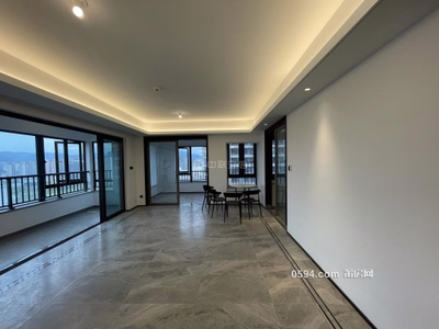 建發(fā)玉湖壹號頭排湖景房  精裝4房 三面采光無遮擋15875-莆田二手房