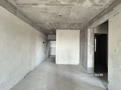 看過來市中心下磨市場(chǎng) 對(duì)面 悅瀾山居多套有鑰匙 3房2廳2衛(wèi)-莆田二手房