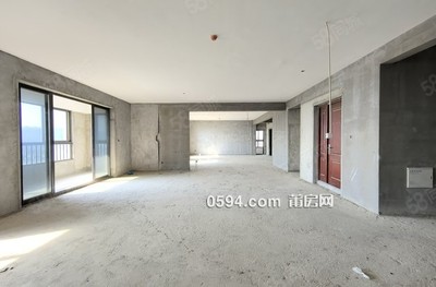 真的不錯(cuò) 現(xiàn)場看更漂亮木蘭溪頭排大平層視野   兩梯一戶-莆田二手房