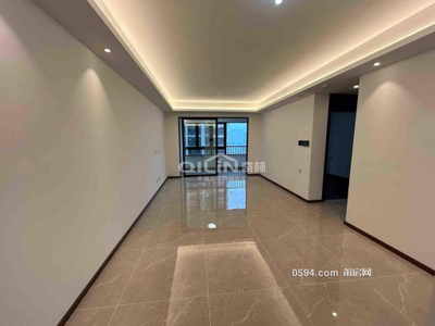 萬(wàn)達(dá)對(duì)面中南瓏禧臺(tái)精裝4房2廳2衛(wèi)新房出租家電齊全樓層好-莆田租房