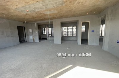 紅星美凱龍附近 建發(fā)璞云 中間樓層 新小區(qū) 4房 南北通透-莆田二手房