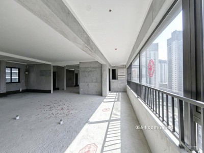 【萬(wàn)達(dá)配套大平層】197平  戶型方正 融創(chuàng)建發(fā)觀瀾云著-莆田二手房