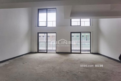 融創(chuàng)蘭溪大觀(別墅)中疊毛坯自主裝修采光好南北通透含兩-莆田二手房