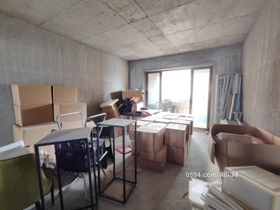 急賣價可談！左岸藍(lán)灣 高層毛坯大四房南北通透看房方便-莆田二手房