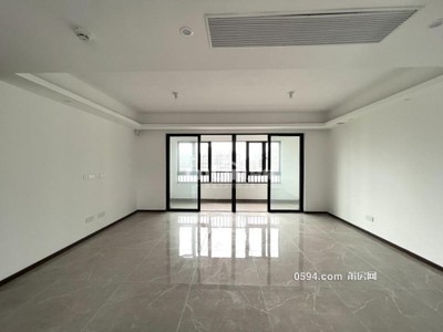 精裝未入住 高層超大陽臺方正四房萬達(dá)廣場旁-莆田二手房