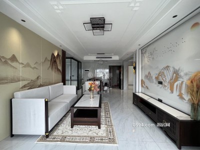 4房豪華，全新未入??！高層毛坯價（融信府）九華廣場綬溪-莆田二手房