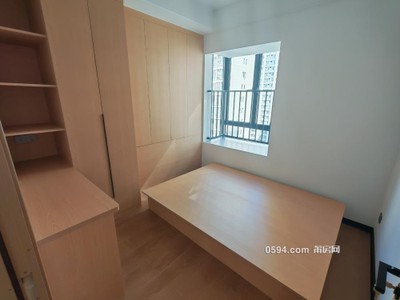 租金2800元 3室2廳2衛(wèi) 龍德井小區(qū) 103.8平-莆田租房