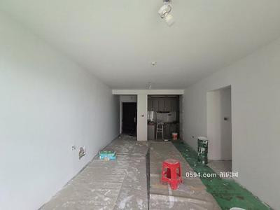 幾十萬(wàn)的裝修都贈(zèng)送 還虧原價(jià)賣 高層撿陋是商品房能犢書-莆田二手房