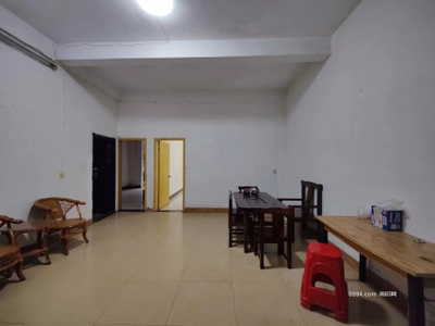 步行街旁  陽(yáng)光100隔壁 獨(dú)門(mén)獨(dú)戶 三房雙主臥 采光好居住舒服-莆田租房