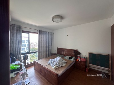 優(yōu)質(zhì)學(xué)曲房（梅峰、中山）3室2廳2衛(wèi) 405萬(wàn) 135平 正榮-莆田二手房