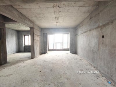 急賣(mài)價(jià)可談！左岸藍(lán)灣 高層南北通透大三房前后陽(yáng)臺(tái)方便看-莆田二手房