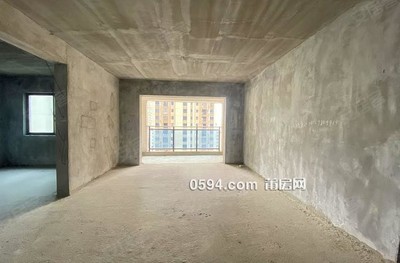 駿歐龍盤(pán) 莆田學(xué)院旁鳳達(dá)鳳凰城毛坯大三房三面采光-莆田二手房