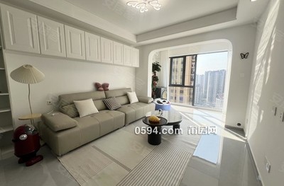 萬(wàn)科城御園 醫(yī)療配套成熟 出行方便 裝修好 產(chǎn)權(quán)清晰-莆田二手房