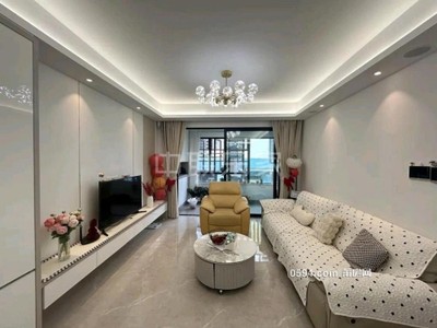 折價(jià)虧本 1.3萬(wàn)多豪裝4房 南門(mén)中小學(xué)附屬 中南瓏禧臺(tái)-莆田二手房